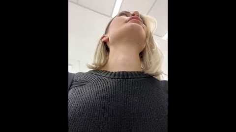 Media: baby_brownie Stripchat 2024-10-19 14:05:00