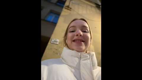 Media: baby_tiny Stripchat 2024-10-19 15:06:00