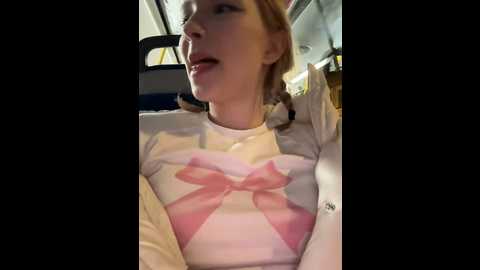 Media: baby_tiny Stripchat 2024-10-19 21:09:00