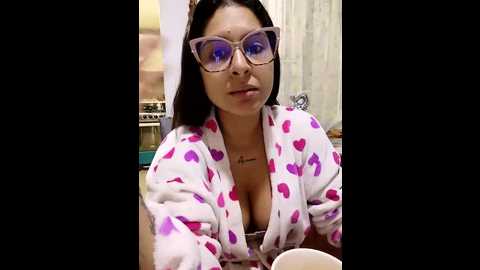 Media: charlotte_stevenss_ Stripchat 2024-10-19 17:04:00