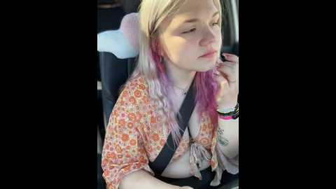 Media: cutiepiespanks Stripchat 2024-10-19 15:00:00