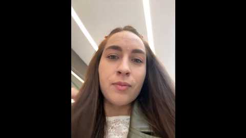 Media: holly_play Stripchat 2024-10-19 10:35:00