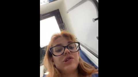 Media: lexy__fox Stripchat 2024-10-19 10:51:00