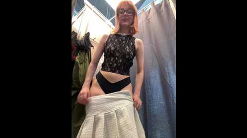 Media: lexy__fox Stripchat 2024-10-19 11:45:00