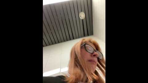 Media: lexy__fox Stripchat 2024-10-19 12:12:00