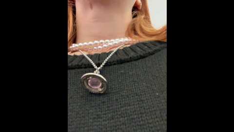 Media: lexy__fox Stripchat 2024-10-19 13:42:00