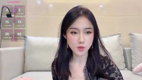 Media: ruoling_19 Stripchat 2024-10-19 17:50:00