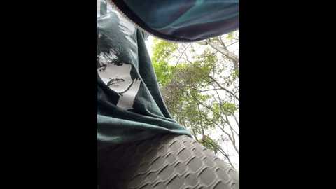 Media: sam_sara Stripchat 2024-10-19 18:52:00