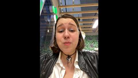 Media: suziemurray Stripchat 2024-10-19 11:38:00