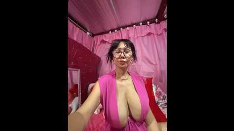 Media: sweetieme Stripchat 2024-10-19 09:12:00