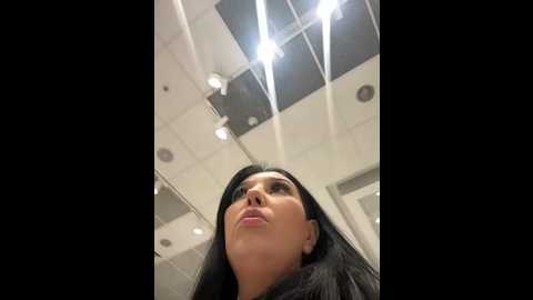 Media: tisha_busty Stripchat 2024-10-19 14:42:00