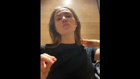 Media: valenciashock Stripchat 2024-10-19 10:10:00