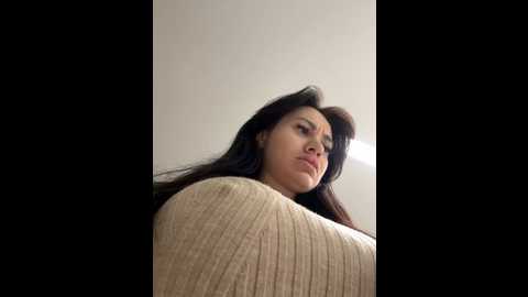 Media: wet__bunny Stripchat 2024-10-19 08:32:00