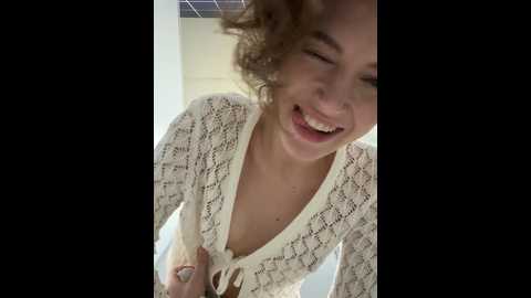 Media: _angelari_ Stripchat 2024-10-20 00:18:00