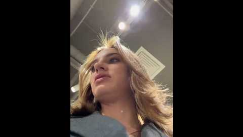 Media: _angelari_ Stripchat 2024-10-20 11:36:00