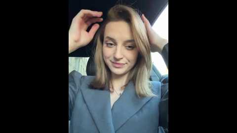 Media: _angelari_ Stripchat 2024-10-20 13:09:00