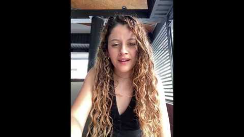 Media: alana15 Stripchat 2024-10-20 19:13:00
