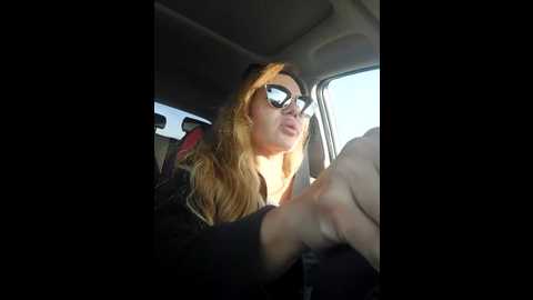Media: alisasex@xh Stripchat 2024-10-20 13:56:00