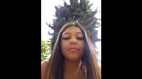 Media: alyshanon18 Stripchat 2024-10-20 21:16:00