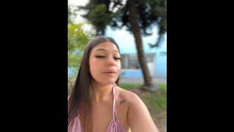 Media: alyshanon18 Stripchat 2024-10-20 21:40:00