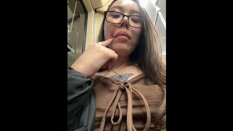 Media: asian_asami Stripchat 2024-10-20 17:51:00