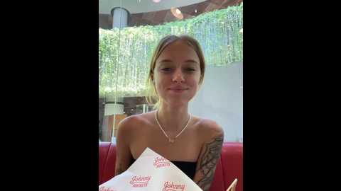 Media: enjoy_my_beauty Stripchat 2024-10-20 05:12:00