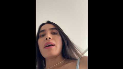Media: irish_collins Stripchat 2024-10-20 21:26:00