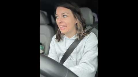 Media: ladylena1 Stripchat 2024-10-20 15:11:00