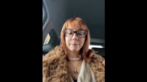 Media: lexy__fox Stripchat 2024-10-20 06:15:00