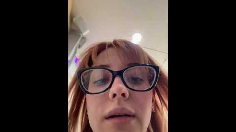 Media: lexy__fox Stripchat 2024-10-20 11:20:00