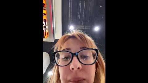 Media: lexy__fox Stripchat 2024-10-20 12:01:00