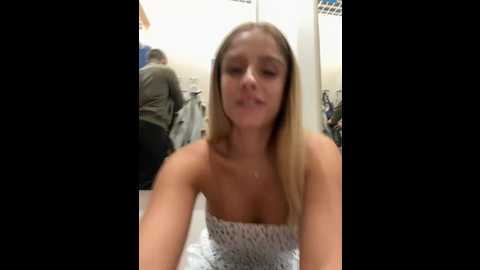 Media: lollymollyg Stripchat 2024-10-20 17:28:00