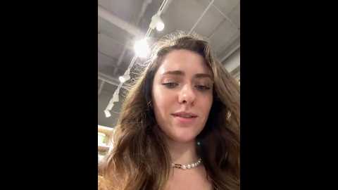 Media: mariid Stripchat 2024-10-20 11:35:00