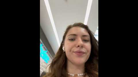 Media: mariid Stripchat 2024-10-20 12:32:00