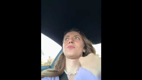 Media: mariid Stripchat 2024-10-20 13:45:00
