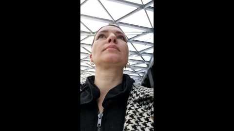Media: mila_dream69 Stripchat 2024-10-20 10:54:00