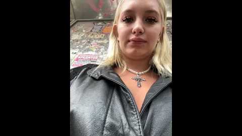 Media: milkyy_wway Stripchat 2024-10-20 08:05:00