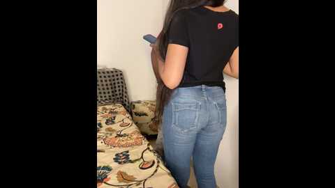 Media: miss__malaika Stripchat 2024-10-20 09:20:00