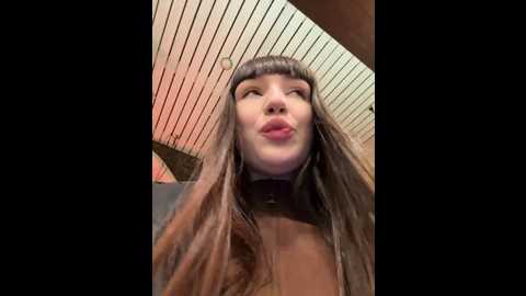 Media: sophie_avory Stripchat 2024-10-20 16:22:00