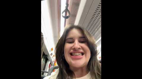 Media: sophie_avory Stripchat 2024-10-20 18:08:00