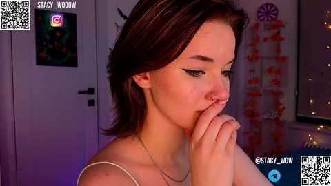 Media: stacy_wooow Stripchat 2024-10-20 01:22:00