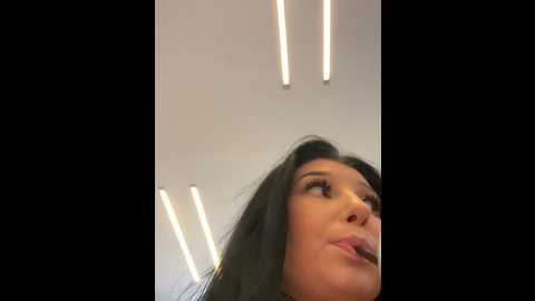 Media: tisha_busty Stripchat 2024-10-20 11:13:00