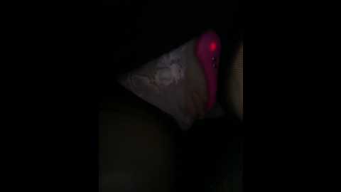 Media: wet__bunny Stripchat 2024-10-20 06:46:00