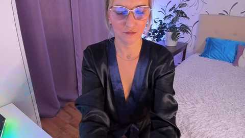 Media: _laurastar_ Stripchat 2024-10-21 04:39:00