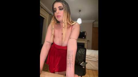 Media: alirawrz Stripchat 2024-10-21 18:28:00