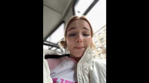 Media: baby_tiny Stripchat 2024-10-21 12:19:00