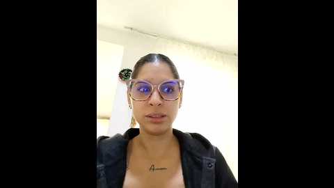 Media: charlotte_stevenss_ Stripchat 2024-10-21 16:01:00