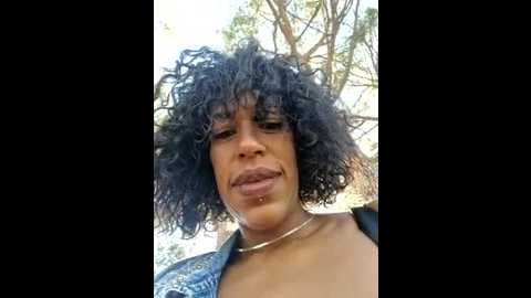 Media: goldenlace Stripchat 2024-10-21 11:06:00