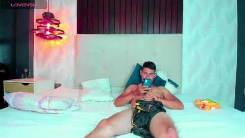 Media: grateful_pleasure Stripchat 2024-10-21 02:43:00