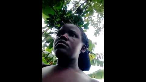 Media: holygrail001 Stripchat 2024-10-21 06:58:00